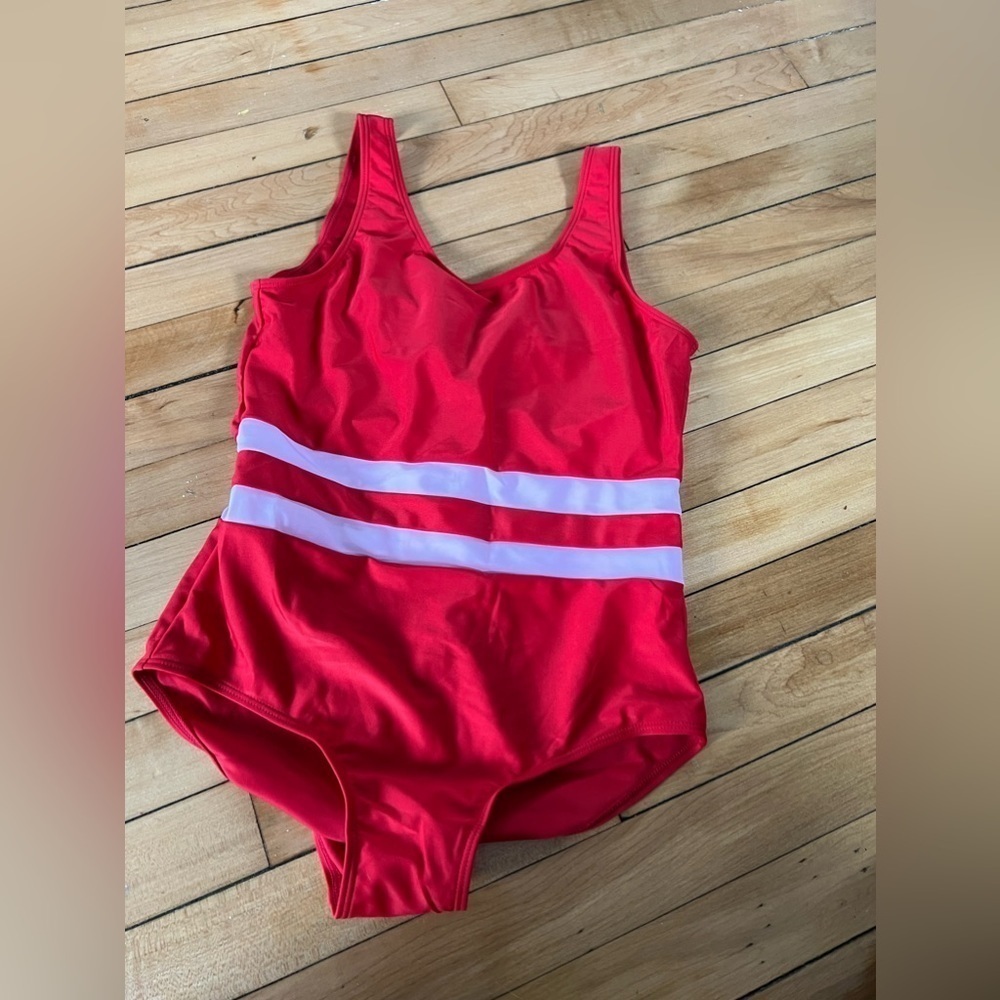 NWT Ekouaer red one piece swimsuit